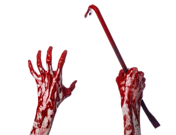 Mani insanguinate con un piede di porco, gancio a mano, tema di Halloween, zombie killer, sfondo bianco, isolato, piede di porco sanguinante — Foto Stock