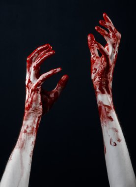 Kanlı halloween Tema: kanlı eller katil zombie izole siyah arka plan Studio
