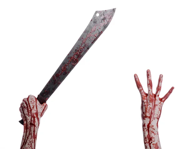 Halloween-tema: handen håller en blodig machete på vit bakgrund — Stockfoto