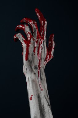 Kanlı Halloween Tema: korkunç zombi iblis kanlı eller üzerinde siyah bir arka plan