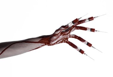 Kanlı el parmakları, ayak parmakları şırınga, el şırınga, korkunç kanlı el, halloween Tema, zombi Doktor, beyaz arka plan, izole şırınga