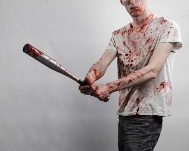 Kanlı Konu: kanlı bir yarasa beyaz bir arka plan üzerinde tutarak Kanlı tişört giyen