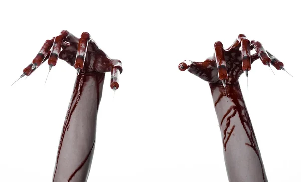 Kanlı el parmakları, ayak parmakları şırınga, el şırınga, korkunç kanlı el, halloween Tema, zombi Doktor, beyaz arka plan, izole şırınga — Stok fotoğraf