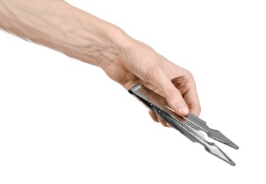 Nargile Konu: barmen bir nargile tutan kömür beyaz bir arka plan üzerinde izole maşa