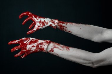 Beyaz eldiven, bir neşter, bir çivi, siyah arka plan, zombi, iblis, manyak kanlı eller