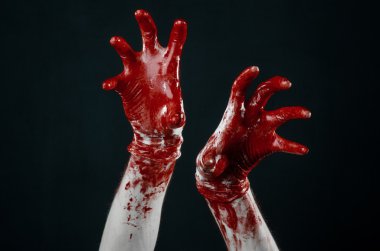 Beyaz eldiven, bir neşter, bir çivi, siyah arka plan, zombi, iblis, manyak kanlı eller