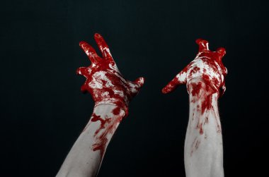 Beyaz eldiven, bir neşter, bir çivi, siyah arka plan, zombi, iblis, manyak kanlı eller