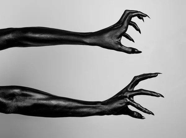 Main noire de la mort — Photo