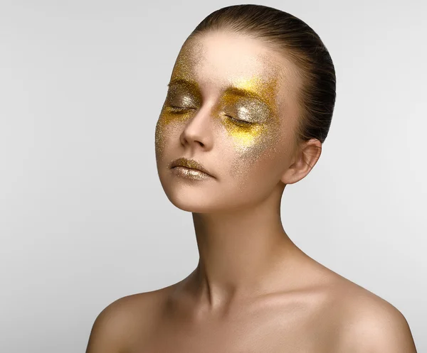 Gold Make-up Schönheit Mädchen — Stockfoto