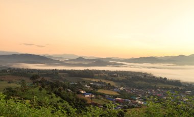 yun lai bakış açısı, pai, Tayland tepenin üst sis ile sabah erken