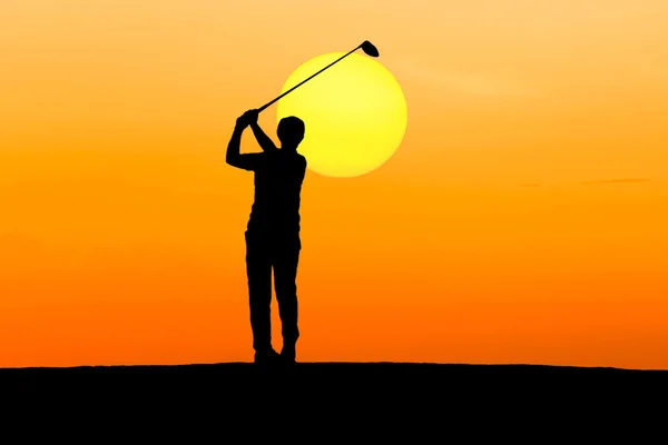 Silhouet golfspeler golf raken — Stockfoto