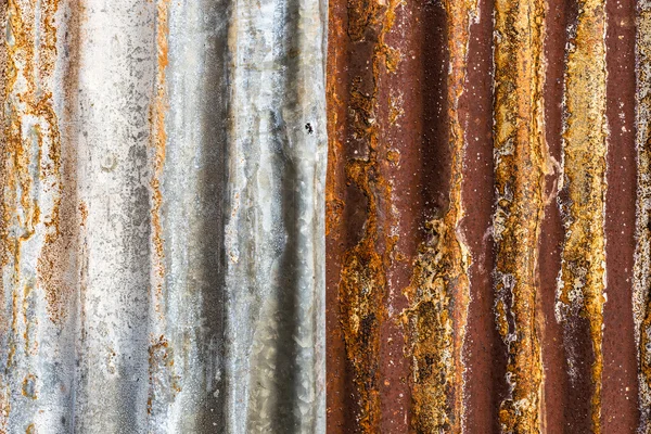 Eski paslı oluklu demir doku — Stok fotoğraf