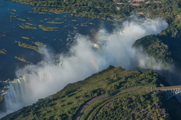 Letecký pohled na Victoria Falls nedaleko mostu — Stock fotografie