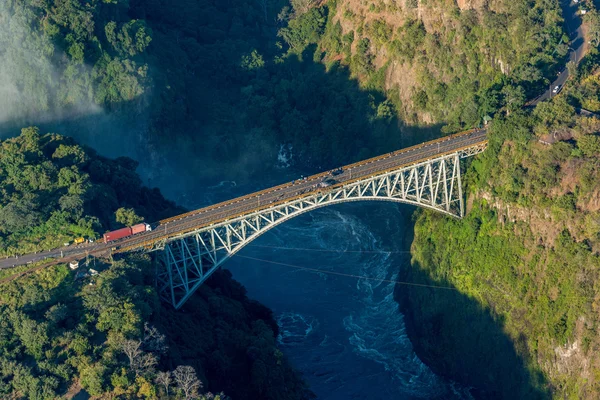 Letecký pohled na Victoria Falls visutý most — Stock fotografie