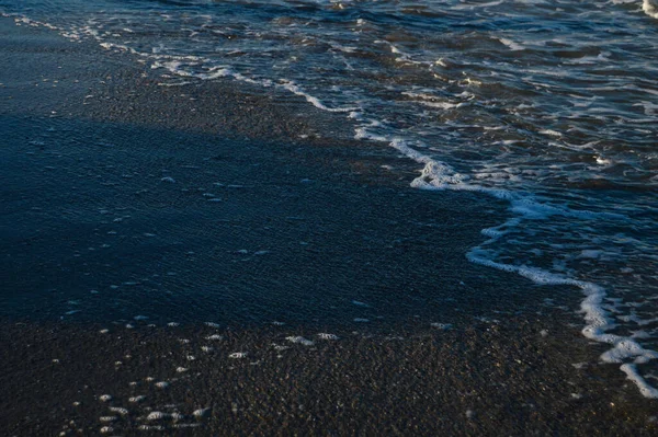Onda Del Mare Sulla Spiaggia Sabbia — Foto Stock