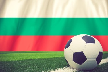 Futbol topu ve Bulgaristan yalanlar üzerine yeşil ciğeri ulusal bayrak