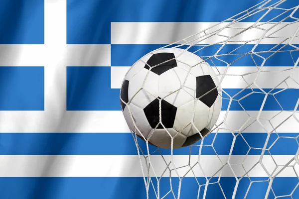 Pelota de fútbol en la bandera griega de grunge —  Fotos de Stock