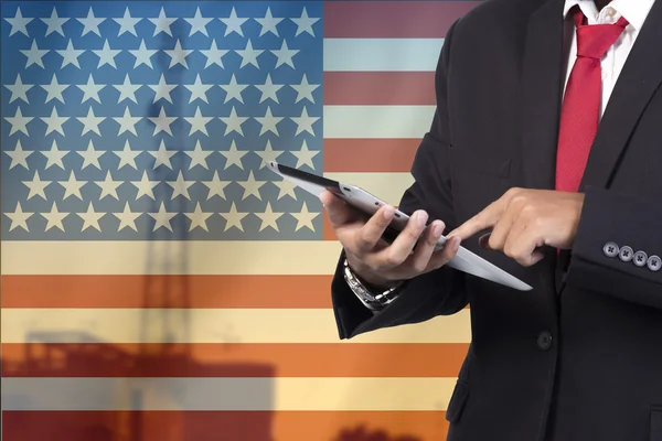 Business en mobiliteit communicatie concept Usa vlag achtergrond — Stockfoto