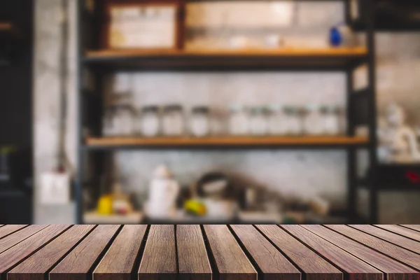 Fundo desfocado de bar e espaço de mesa pode ser usado para montagem — Fotografia de Stock