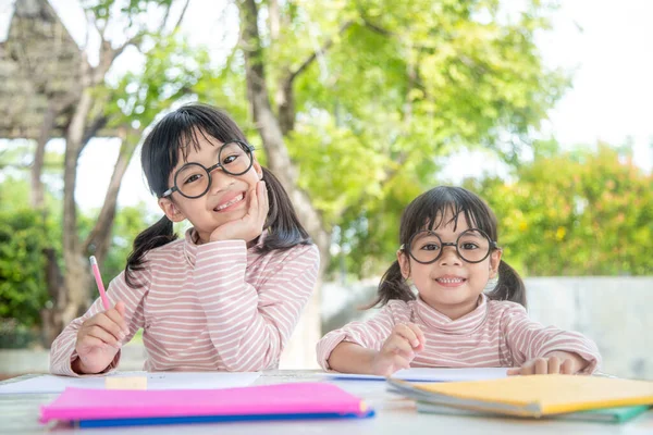 Covid Coronavirus Learning Home Koncepcja Dziecka Szkole Podstawowej — Zdjęcie stockowe