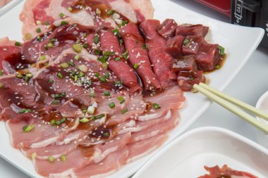 Çiğ et karışımı