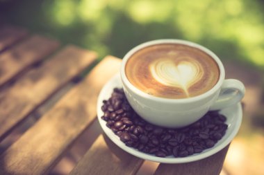 Latte Art kahve kahve çekirdeği vintage renk ile