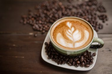 Latte Art kahve kahve çekirdeği ile