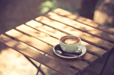 Latte Art kahve kahve çekirdeği vintage renk ile