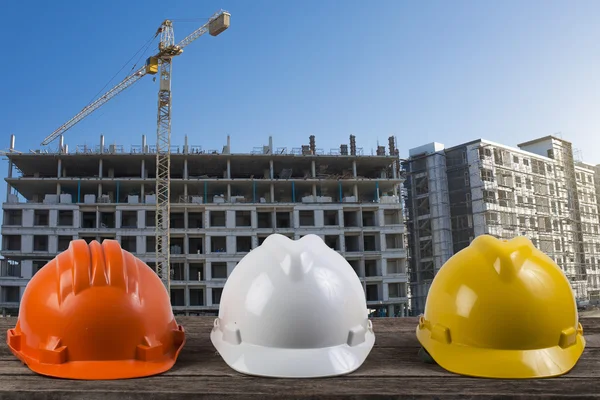 Ingenieur tabel werkprogramma op het opbouwen van de bouwplaats — Stockfoto