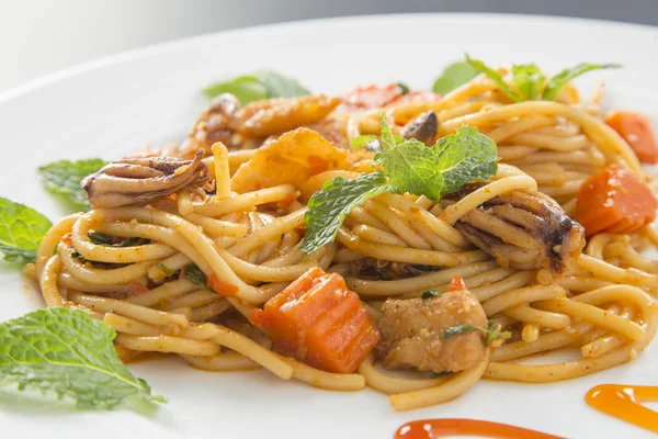 Spaghetti con cozze — Foto Stock