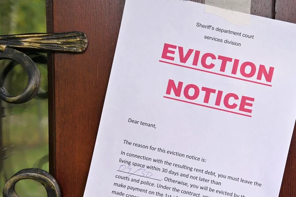 Notice Eviction Tenants Hangs Door House Front View — Φωτογραφία Αρχείου