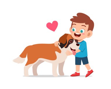 Küçük tatlı bir çocuk ve kız evcil köpekle oynuyorlar.
