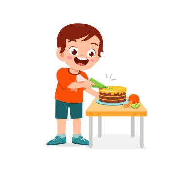 Küçük tatlı bir çocuk ve kız doğum günü pastası pişiriyorlar.