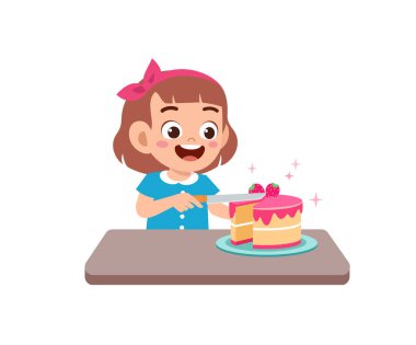 Küçük tatlı bir çocuk ve kız bir doğum günü pastası yiyor.