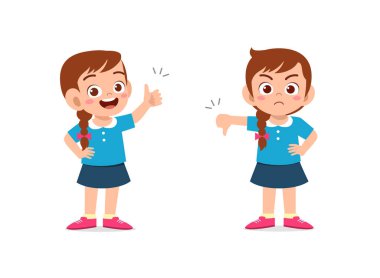 Küçük kız el hareketi yap başparmak yukarı ve baş parmak aşağı