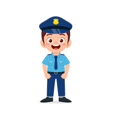 Mutlu küçük çocuk polis üniforması giyiyor.