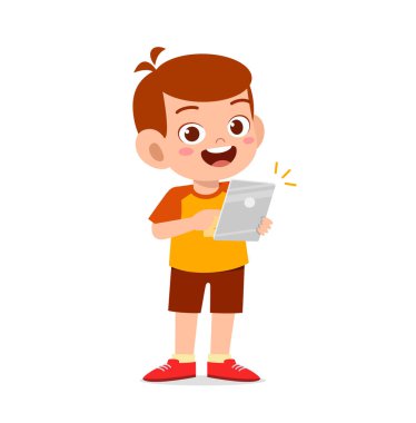 Akıllı telefon ve internet kullanan sevimli küçük çocuk.