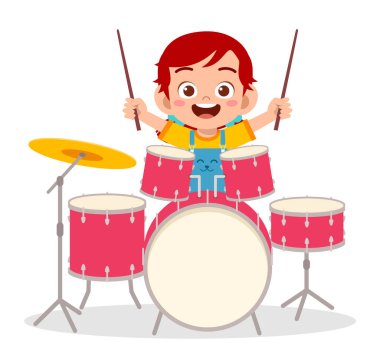 Küçük tatlı kız konserde davul çalıyor.