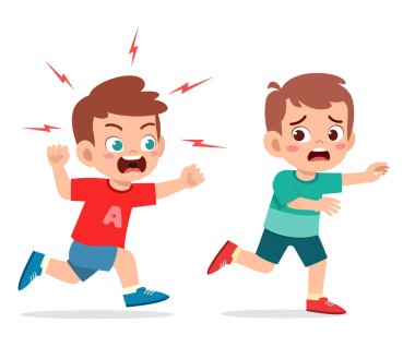 Sevimli küçük çocuk sinirlendi ve korkmuş arkadaşını kovaladı.