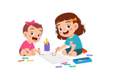 Sevimli küçük kız, küçük kardeşiyle birlikte çiziyor.