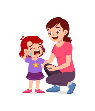 Genç anne, ağlayan küçük kızı kucakla ve teselli etmeye çalış.