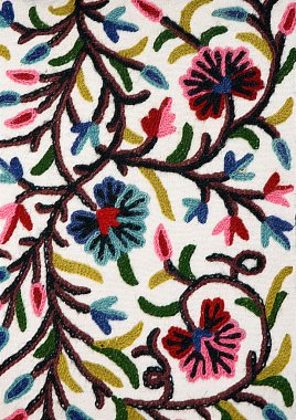  nakış, çiçekleri ve sapları ile kumaş