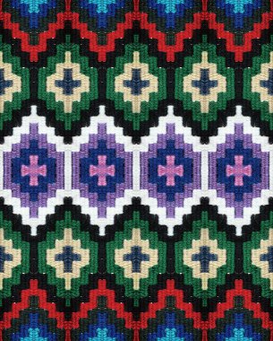  Yün şeritler-kemerle renkli tasarımlar