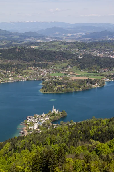 ヴェルター湖に観測塔からの眺め — ストック写真