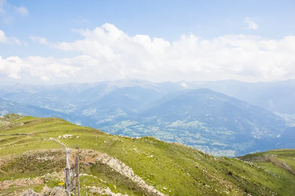 View From Top Of Mt. Mirnock To Priedröf & Nocky Mountains — ストック写真