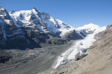 Grossglockner yüksek dağ Avusturya 3.798m