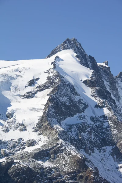 Nejvyšší hory Grossglockner v Rakousku 3.798m — Stock fotografie