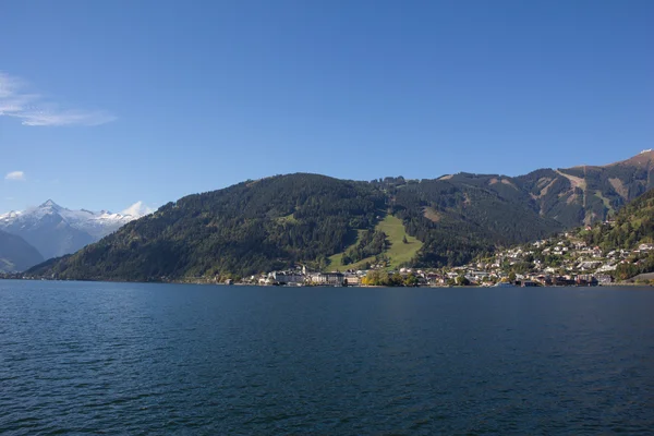 Vista para Zell Am Ver Lago Zell & Kitzsteinhorn — Fotografia de Stock