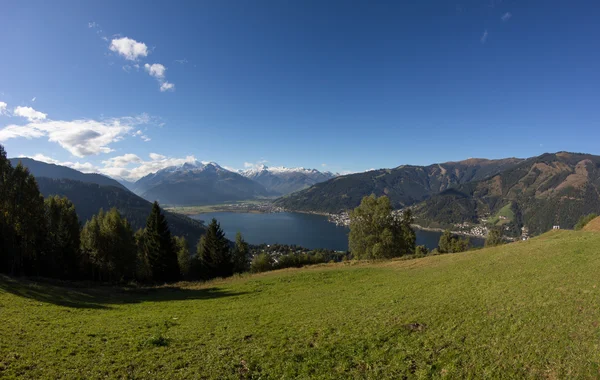 Vista de Mitterberg para Zell Am Ver Lago Zell & Kitzsteinhorn Fotografia De Stock