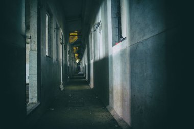 Hayalet karanlık kirli hall
